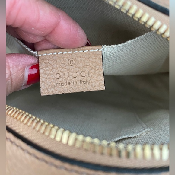 GUCCI Soho Disco Bag in Rose Beige Leather - Picture 11 of 15